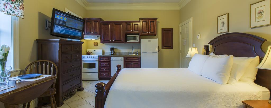 Chipman Hill Suites - Union Street Сент-Джон Экстерьер фото